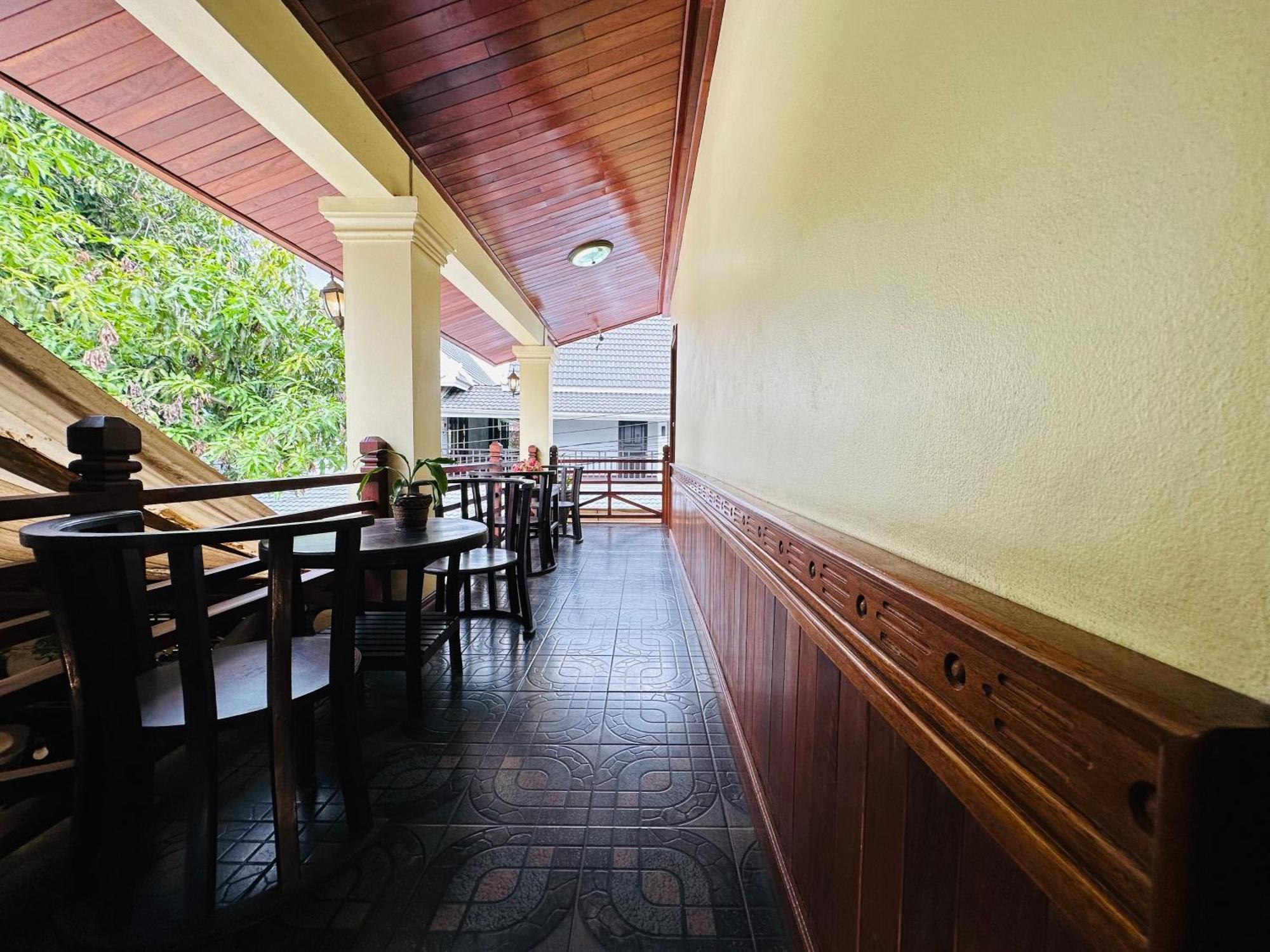 Visoun Luang Prabang Hotel Екстер'єр фото